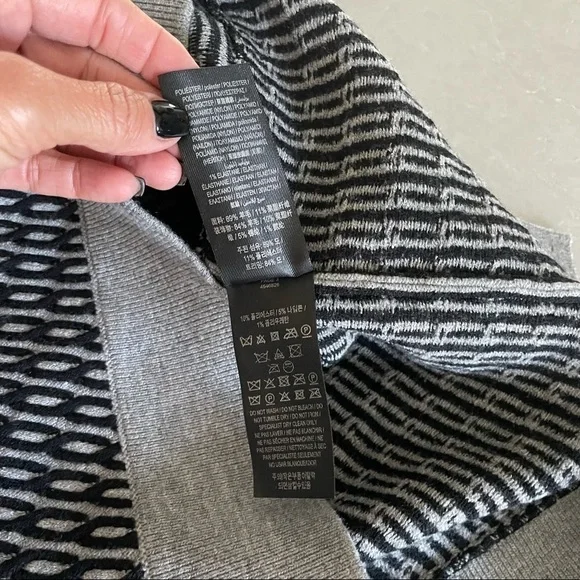 NWT BURBERRY gray black cable knit one shoulder asymmetrical sweater size XL